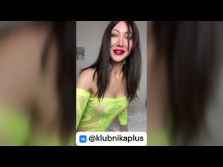 cool bitch masturbates anal on camera with a big dildo.